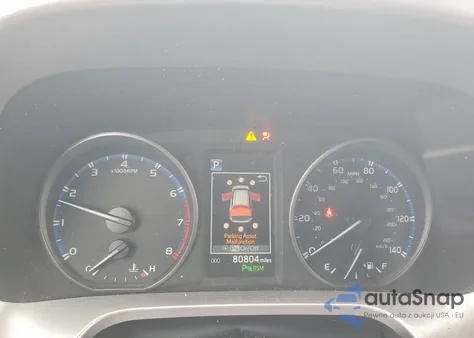 2017 Toyota Rav4 Xle z USA, uszkodzony, nr VIN JTMWFREV6HJ140917